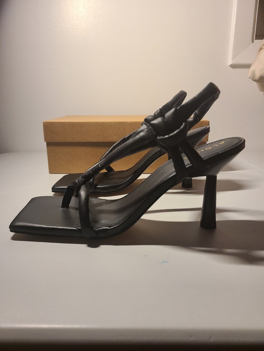 Alohas - Sheila Black High Heel Sandals Womens Size 8.5 (39) - Picture 2 of 11